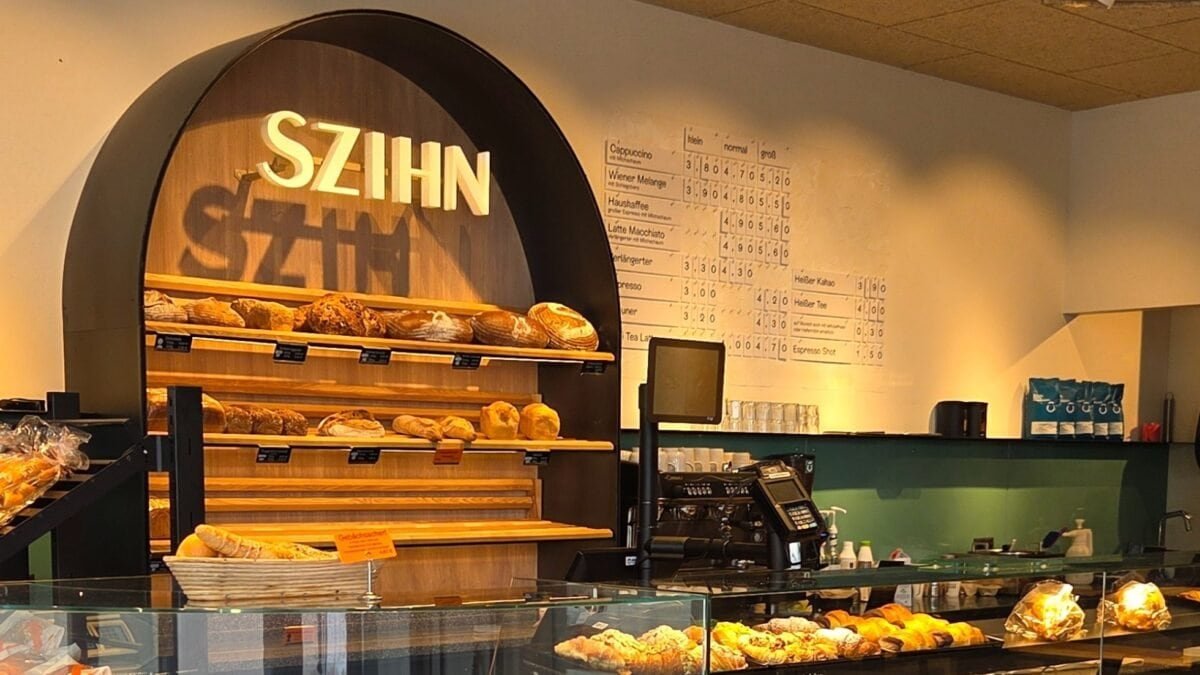 Sales area of SZIHN Bakery Alterla with handcrafted terracotta tiles and fresh pastries.